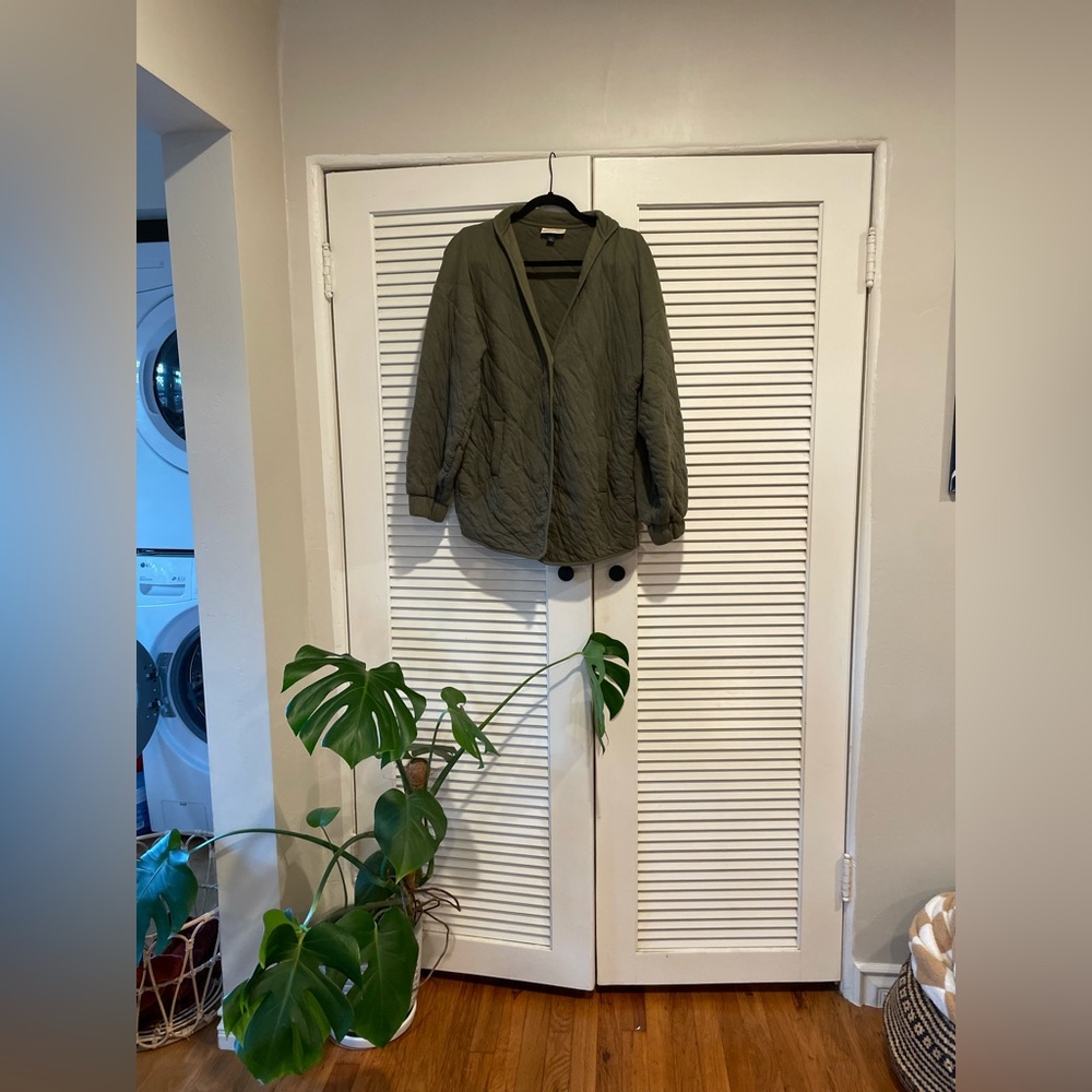 Universal Thread Oversized Quilted jacket